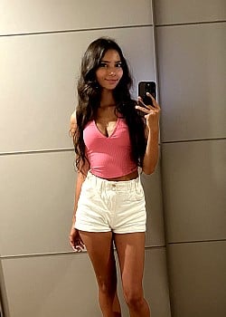 Sara Wolf